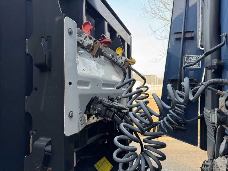 Krone SZ - 2 AXLE BPW + STEERING + ZEPRO Z 2500-150 MA LIFT в лизинг Krone SZ - 2 AXLE BPW + STEERING + ZEPRO Z 2500-150 MA LIFT: фото 9