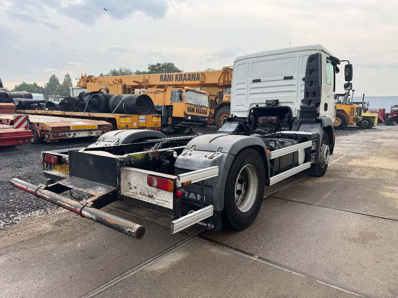MAN TGM 18.340 4X2 EURO 5 CHASSIS - Грузовик-шасси: фото 4 MAN TGM 18.340 4X2 EURO 5 CHASSIS - Грузовик-шасси: фото 4