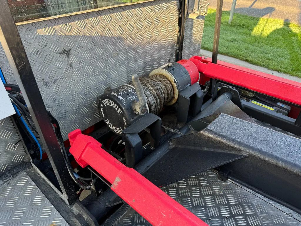 Эвакуатор Mazda BT-50 4X4 + TOW TRUCK + DOUBLE WINCH + REMOTE: фото 9