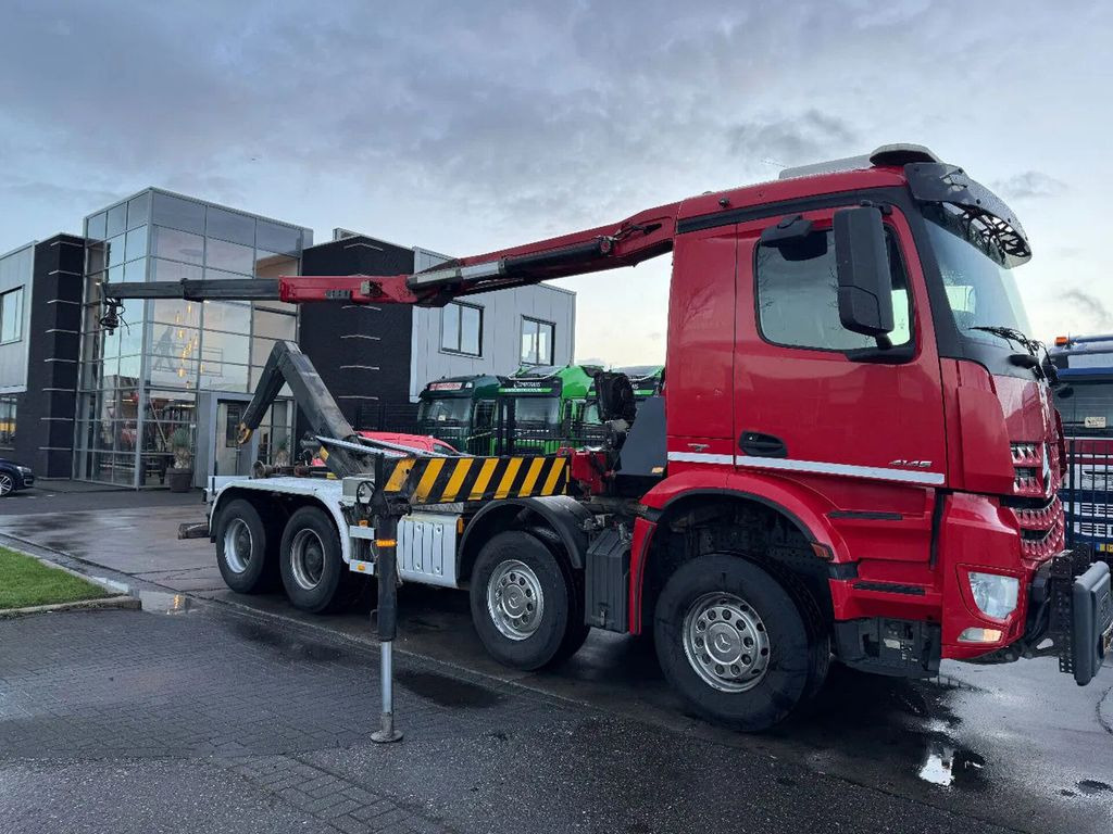 Mercedes-Benz Arocs 4145 8X4 - HMF 2243-Z2 CRANE + REMOTE + HY - Автоманипулятор, Крюковой мультилифт: фото 1 Mercedes-Benz Arocs 4145 8X4 - HMF 2243-Z2 CRANE + REMOTE + HY - Автоманипулятор, Крюковой мультилифт: фото 1