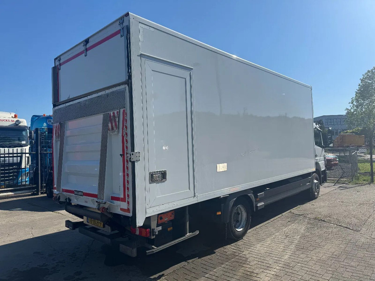 Mercedes-Benz Atego 1224 4X2 EURO 6 CARGOLOCK BOX TÜV 09-2025 - Грузовик с закрытым кузовом: фото 5 Mercedes-Benz Atego 1224 4X2 EURO 6 CARGOLOCK BOX TÜV 09-2025 - Грузовик с закрытым кузовом: фото 5