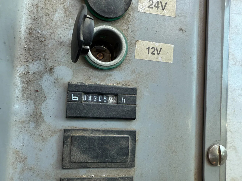 Автоманипулятор Scania P380 8X4 + FAUN HK40 + FLYJIB + BALLASTBL. 6,9 TON - 4.305 HOURS: фото 19 Автоманипулятор Scania P380 8X4 + FAUN HK40 + FLYJIB + BALLASTBL. 6,9 TON - 4.305 HOURS: фото 19