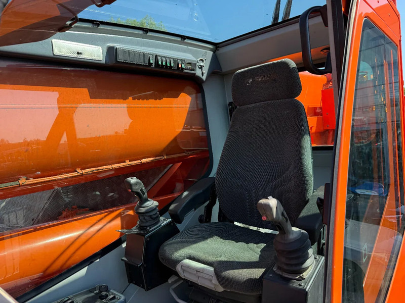 Автоманипулятор Scania P380 8X4 + FAUN HK40 + FLYJIB + BALLASTBL. 6,9 TON - 4.305 HOURS: фото 13 Автоманипулятор Scania P380 8X4 + FAUN HK40 + FLYJIB + BALLASTBL. 6,9 TON - 4.305 HOURS: фото 13