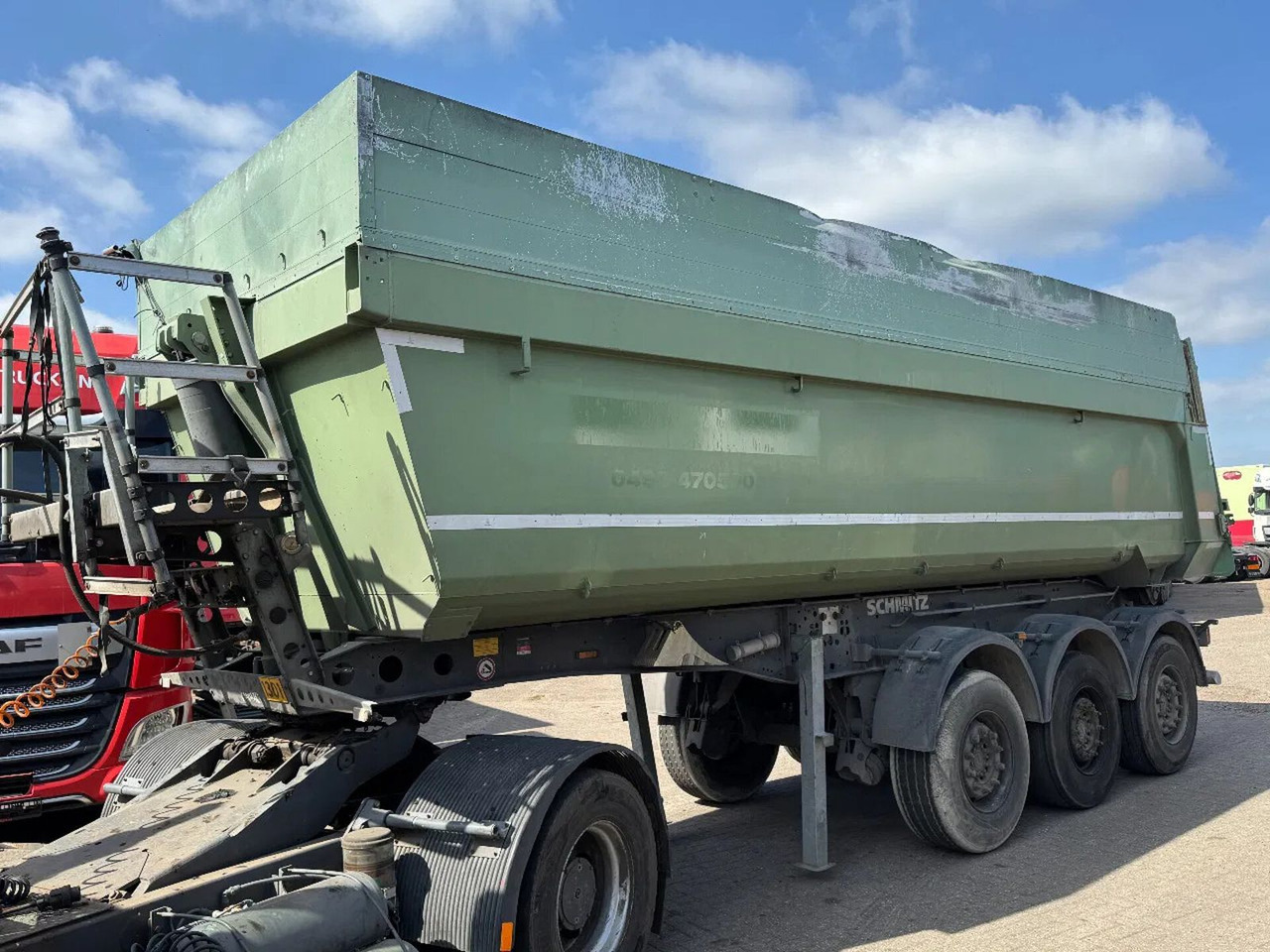 Schmitz Cargobull SGF*3 LIFTING AXLE - Самосвальный полуприцеп: фото 1 Schmitz Cargobull SGF*3 LIFTING AXLE - Самосвальный полуприцеп: фото 1