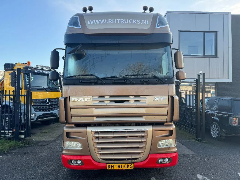 DAF XF 105.410 4X2 - EURO 5 + MANUAL GEAR - Тягач: фото 2 DAF XF 105.410 4X2 - EURO 5 + MANUAL GEAR - Тягач: фото 2