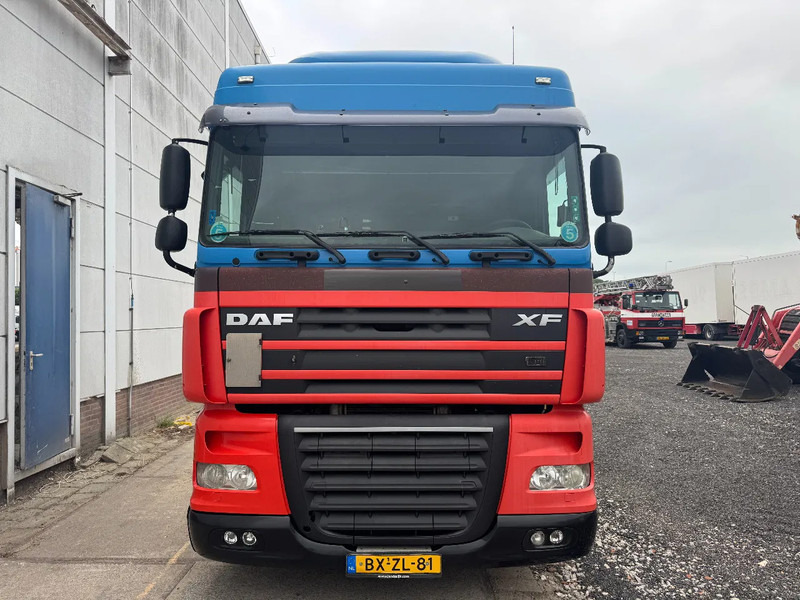 DAF XF 105.410 4X2 MEGA STANDKLIMA AIRCO - Тягач: фото 2 DAF XF 105.410 4X2 MEGA STANDKLIMA AIRCO - Тягач: фото 2