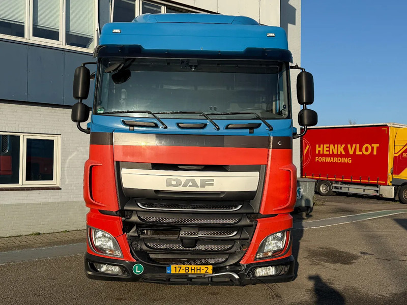 DAF XF 440 4X2 EURO 6 MEGA - ONLY 706.274 KM - Тягач: фото 2 DAF XF 440 4X2 EURO 6 MEGA - ONLY 706.274 KM - Тягач: фото 2