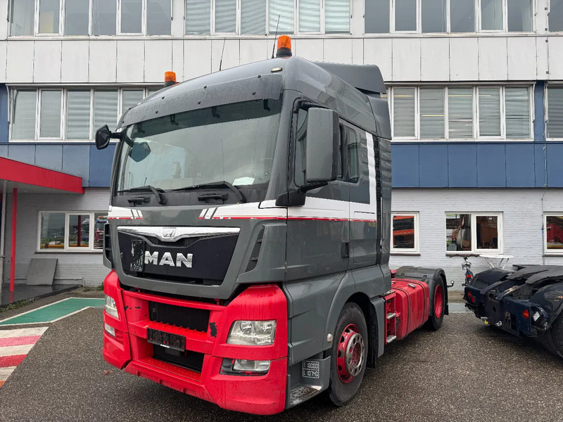 MAN TGX 18.440 4X2 EURO 6 DOUBLE TANK - Тягач: фото 1 MAN TGX 18.440 4X2 EURO 6 DOUBLE TANK - Тягач: фото 1