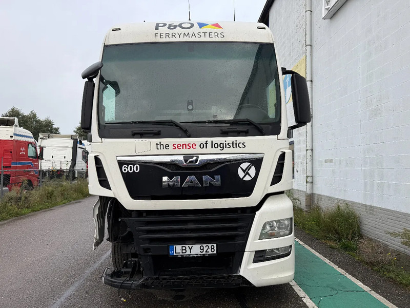 MAN TGX 18.460 4X2 + RETARDER - ENGINE BROKEN - Тягач: фото 2 MAN TGX 18.460 4X2 + RETARDER - ENGINE BROKEN - Тягач: фото 2
