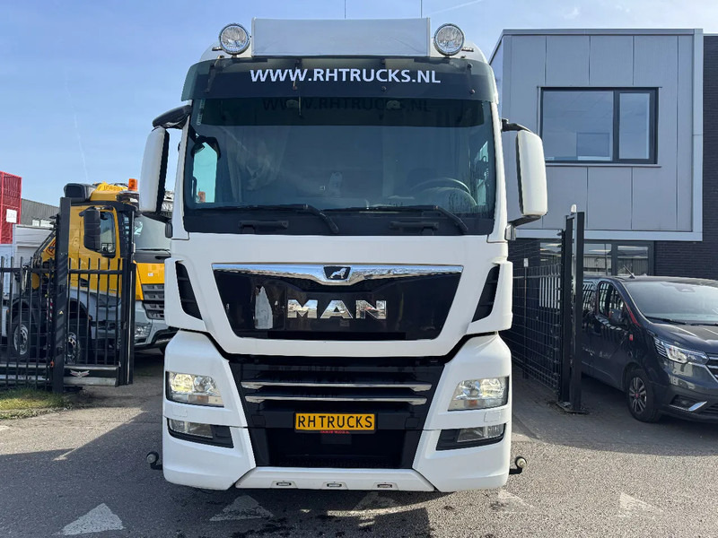 MAN TGX 26.500 6X2 - EURO 6 + LIFTING AXLE - Тягач: фото 2 MAN TGX 26.500 6X2 - EURO 6 + LIFTING AXLE - Тягач: фото 2