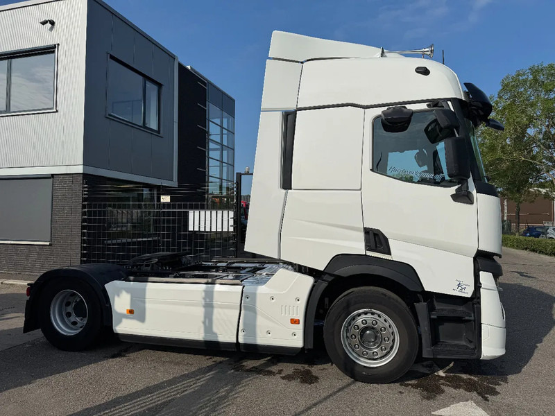 Renault T440 - 13-LITER ENGINE! - EURO 6 SKIRTS SPOILER AIRCO - Тягач: фото 3 Renault T440 - 13-LITER ENGINE! - EURO 6 SKIRTS SPOILER AIRCO - Тягач: фото 3
