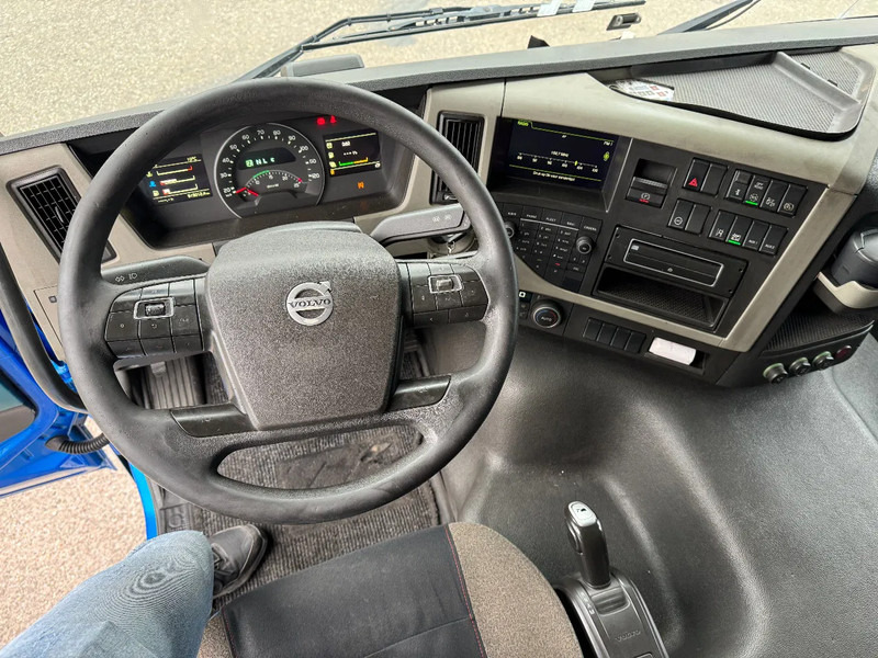 Тягач Volvo FM 370 4X2 EURO 6 SKIRTS SPOILERS I-SHIFT: фото 9