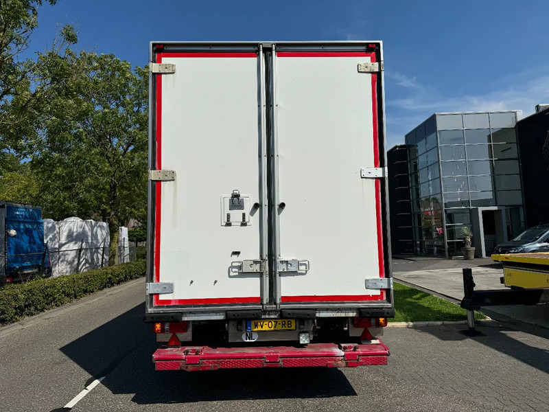 Volvo FH 12.420 4X2 EURO 3+ BURG HANGER + THERMO KING + DHOLLANDIA LIFT - Рефрижератор: фото 5 Volvo FH 12.420 4X2 EURO 3+ BURG HANGER + THERMO KING + DHOLLANDIA LIFT - Рефрижератор: фото 5