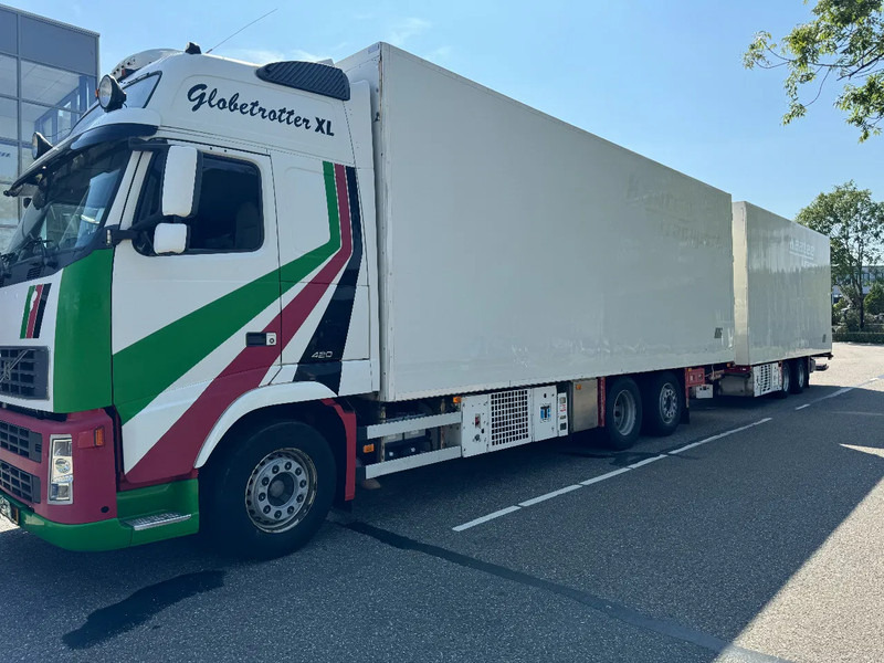Volvo FH 12.420 6X2 - EURO 3 + HANGER NETAM-FRUEHAUF + THERMOKING + DHOLLANDIA LIFT - Рефрижератор: фото 3 Volvo FH 12.420 6X2 - EURO 3 + HANGER NETAM-FRUEHAUF + THERMOKING + DHOLLANDIA LIFT - Рефрижератор: фото 3