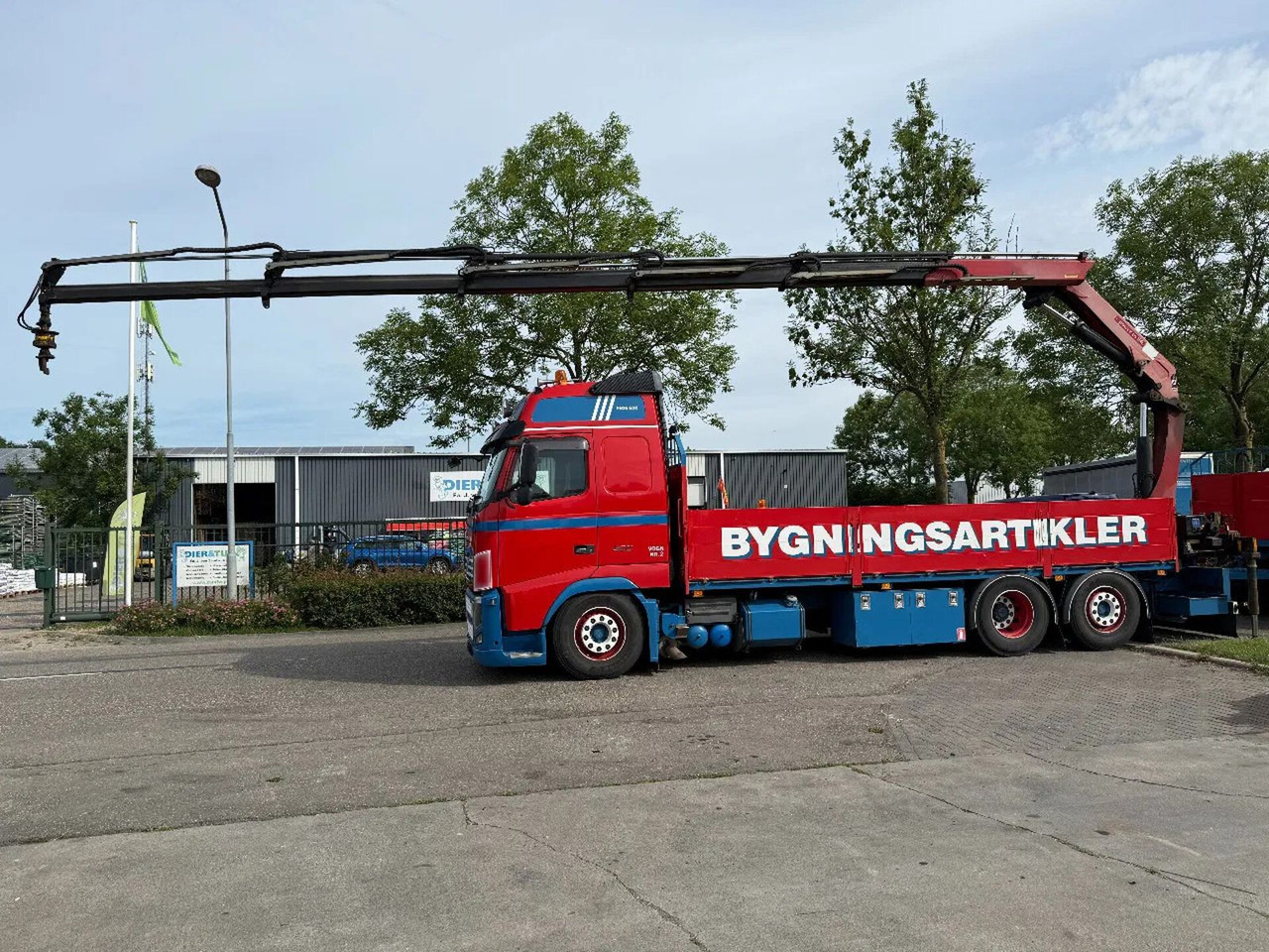 Volvo FH 600 - 6X2 - EURO 5 + HMF 2420 K5 + REMOTE - Грузовик бортовой/ Платформа, Автоманипулятор: фото 1 Volvo FH 600 - 6X2 - EURO 5 + HMF 2420 K5 + REMOTE - Грузовик бортовой/ Платформа, Автоманипулятор: фото 1