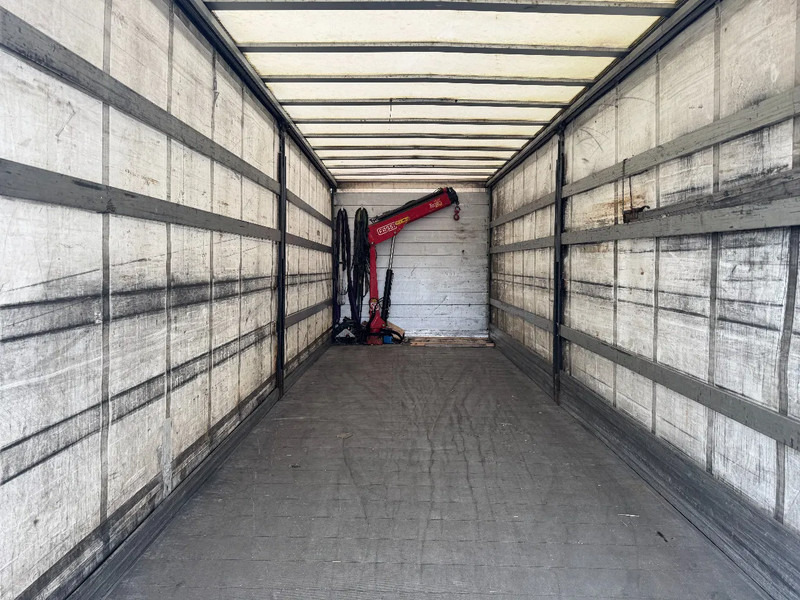 Volvo FL 250 4X2 EURO 6 + FASSI MICRO M25A.12 - Тентованный грузовик, Автоманипулятор: фото 5 Volvo FL 250 4X2 EURO 6 + FASSI MICRO M25A.12 - Тентованный грузовик, Автоманипулятор: фото 5