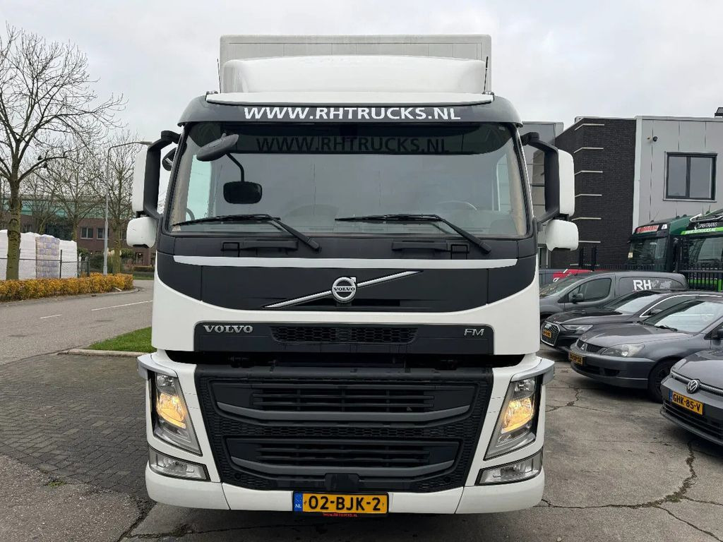 Volvo FM 330 4X2 - EURO 6 + DHOLLANDIA LIFT + ONLY 500 - Грузовик с закрытым кузовом: фото 2 Volvo FM 330 4X2 - EURO 6 + DHOLLANDIA LIFT + ONLY 500 - Грузовик с закрытым кузовом: фото 2