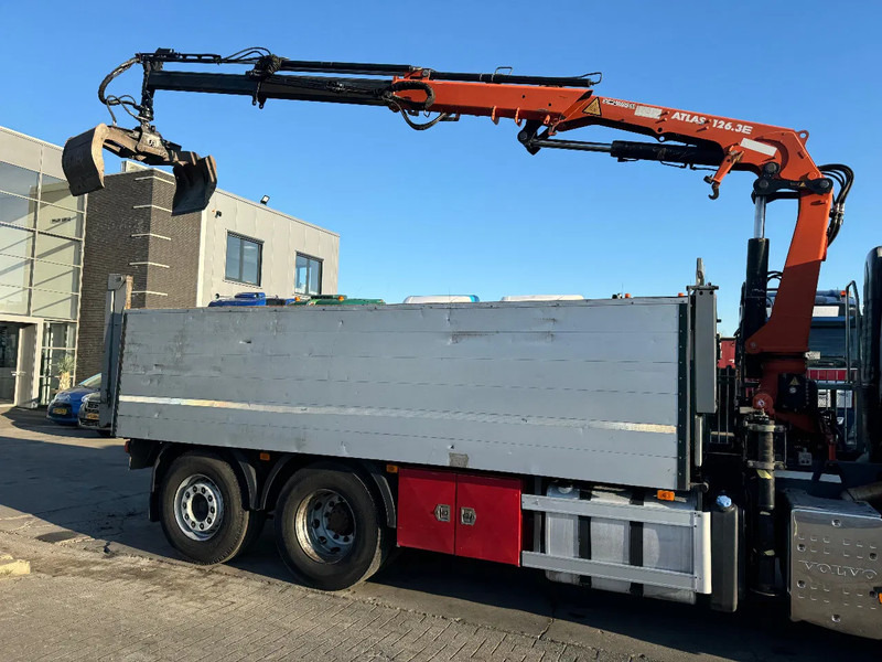 Volvo FM 330 6X2 - EURO 5 + ATLAS 126.3E A2 + REMOTE + LIFT/STEERING AXLE + TÜV 08-2025 - Самосвал, Автоманипулятор: фото 3 Volvo FM 330 6X2 - EURO 5 + ATLAS 126.3E A2 + REMOTE + LIFT/STEERING AXLE + TÜV 08-2025 - Самосвал, Автоманипулятор: фото 3
