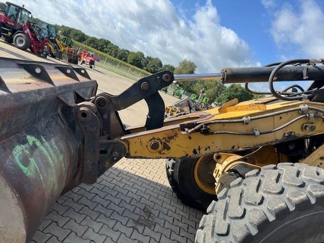 CAT 924 G - Колёсный погрузчик: фото 4 CAT 924 G - Колёсный погрузчик: фото 4