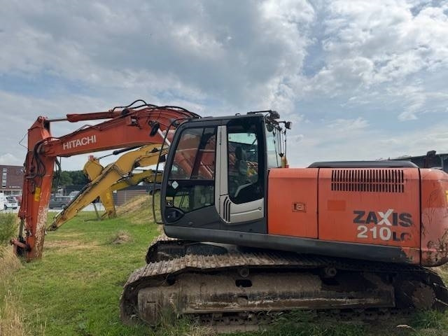 HITACHI ZX 210LC - Гусеничный экскаватор: фото 4 HITACHI ZX 210LC - Гусеничный экскаватор: фото 4