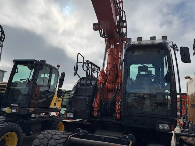 Колёсный экскаватор Hitachi ZX 170 W: фото 10