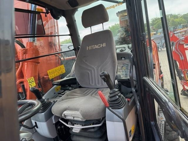 Колёсный экскаватор Hitachi ZX 170 W: фото 11