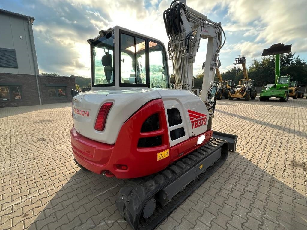 Takeuchi TB 370 V4 - Мини-экскаватор: фото 4 Takeuchi TB 370 V4 - Мини-экскаватор: фото 4