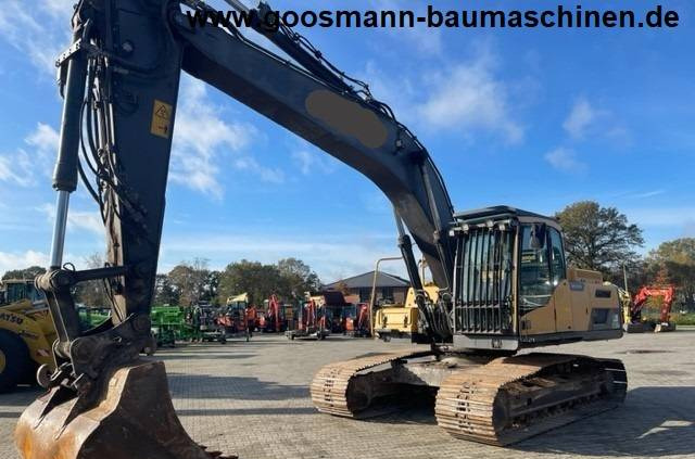 Гусеничный экскаватор Volvo EC 250 D N L: фото 1