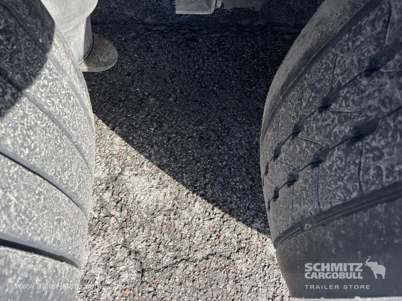 SCHMITZ Curtainsider Standard - Тентованный полуприцеп: фото 3 SCHMITZ Curtainsider Standard - Тентованный полуприцеп: фото 3