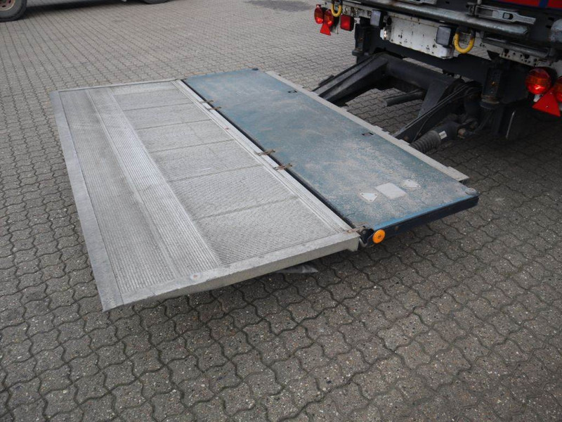 Krone 3 axle curtainside trailer - Тентованный полуприцеп: фото 2 Krone 3 axle curtainside trailer - Тентованный полуприцеп: фото 2