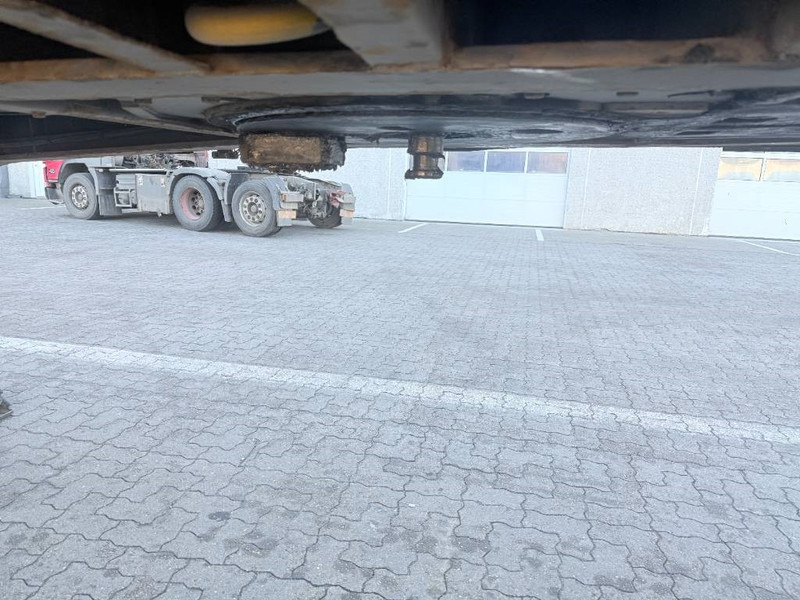 Тентованный полуприцеп Krone City curtain / City-Plane / City gardin: фото 9 Тентованный полуприцеп Krone City curtain / City-Plane / City gardin: фото 9