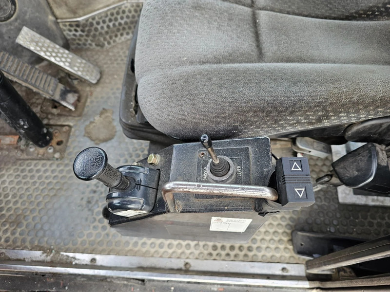 Терминальный тягач CVS-Ferrari TT2516B: фото 12 Терминальный тягач CVS-Ferrari TT2516B: фото 12