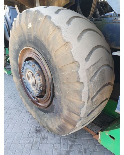 Michelin 29.5 R29 - Шина: фото 4 Michelin 29.5 R29 - Шина: фото 4