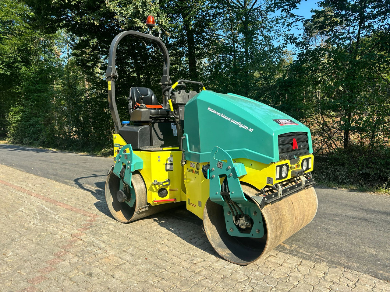 AMMANN ARX 26.1 - Каток тротуарный: фото 4 AMMANN ARX 26.1 - Каток тротуарный: фото 4