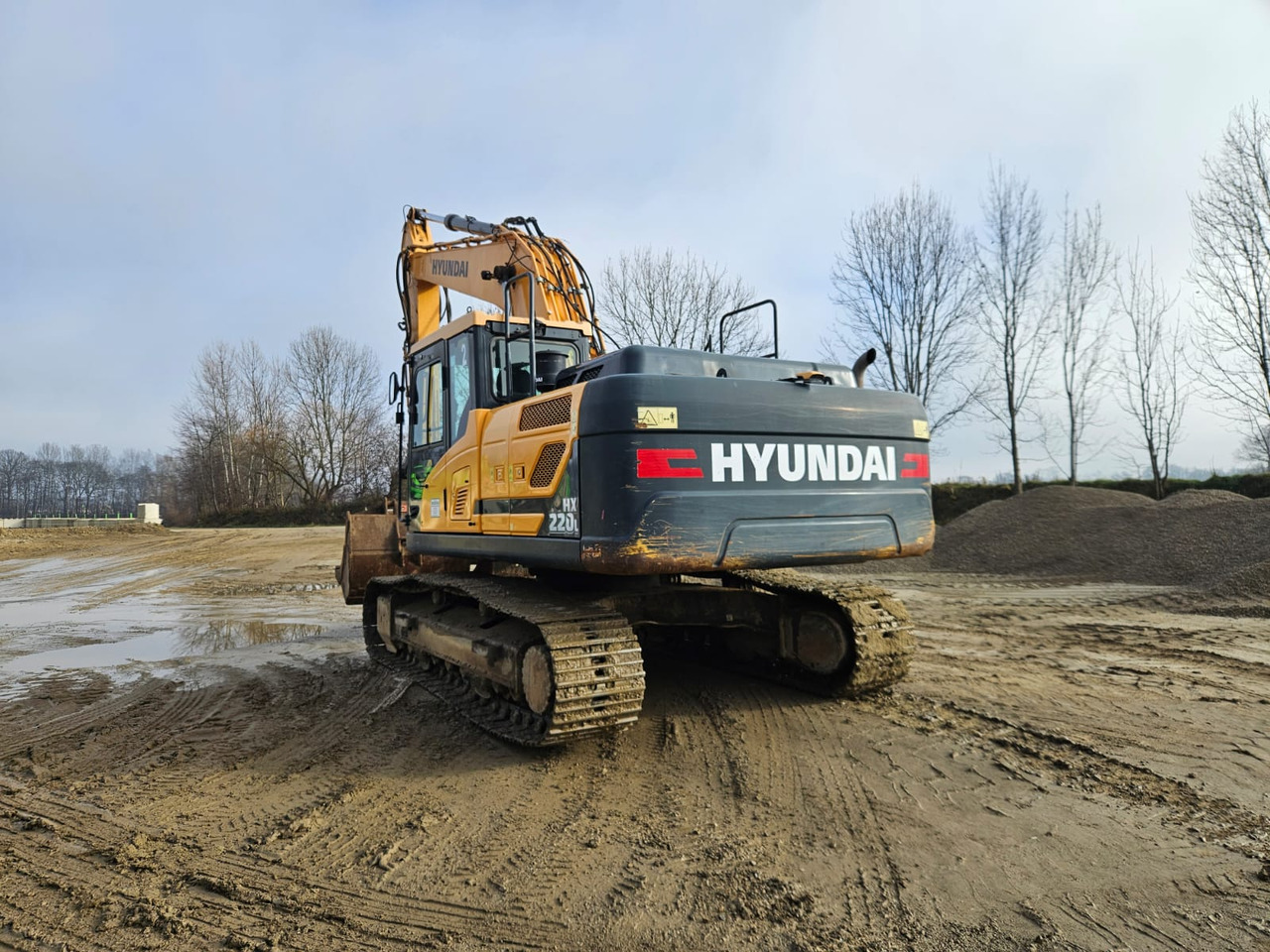 HYUNDAI HX 220 L - Гусеничный экскаватор: фото 5 HYUNDAI HX 220 L - Гусеничный экскаватор: фото 5