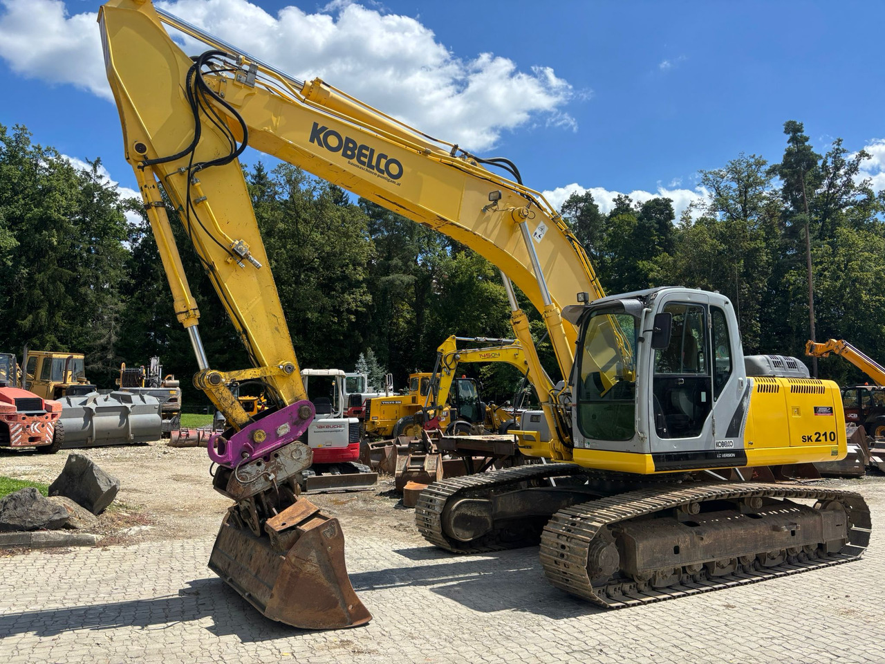 NEW HOLLAND Kobelco E 215 B - Гусеничный экскаватор: фото 3 NEW HOLLAND Kobelco E 215 B - Гусеничный экскаватор: фото 3