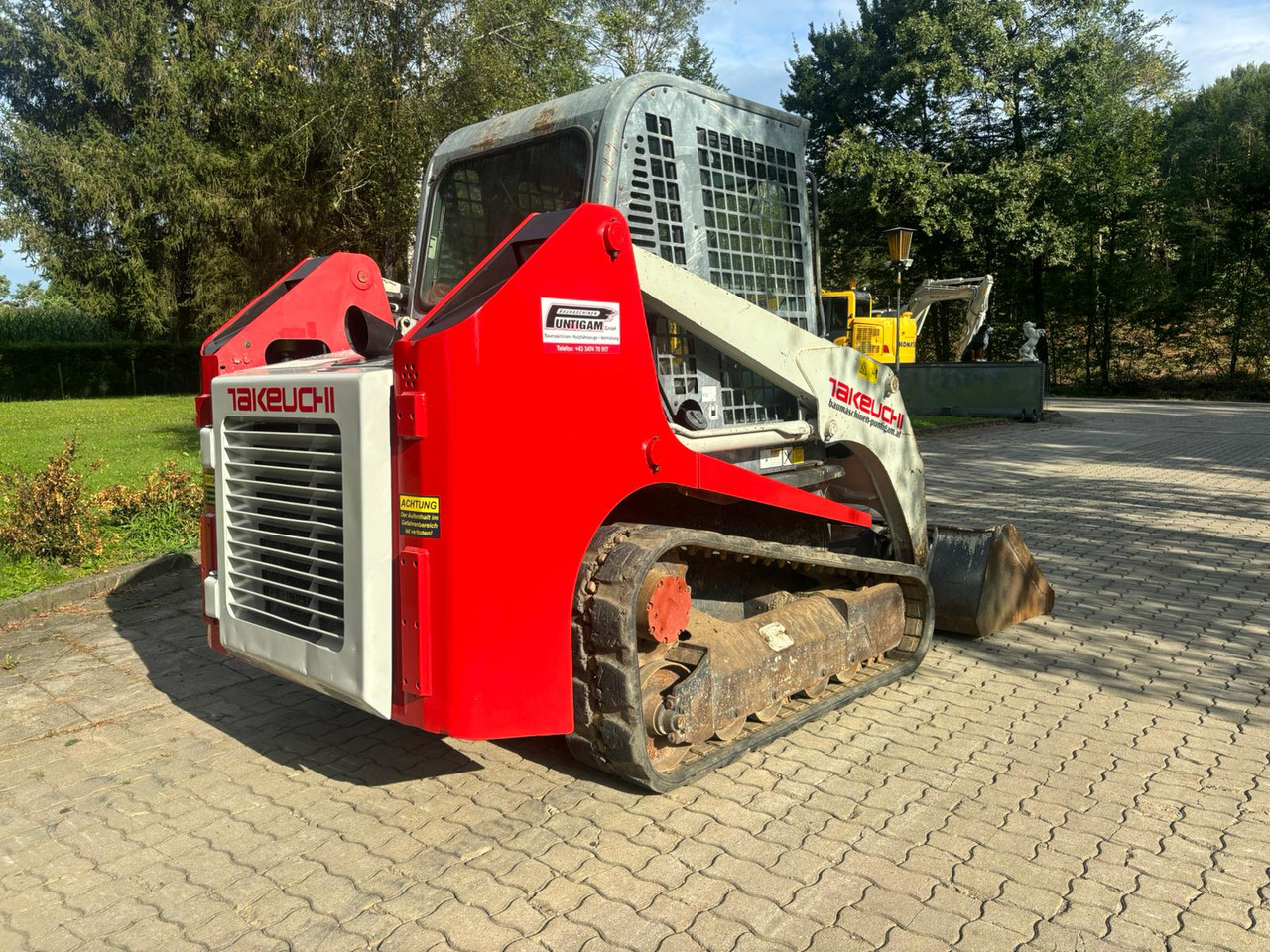 Мини-погрузчик с бортовым поворотом TAKEUCHI TL 230: фото 7