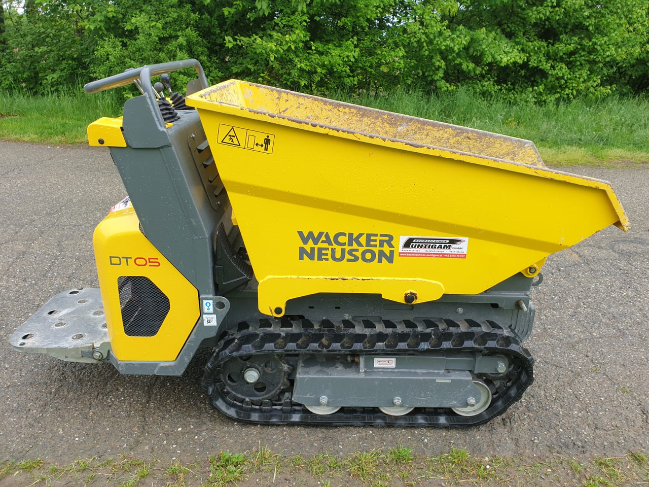 WACKER Neuson DT 05 - Гусеничный самосвал: фото 2 WACKER Neuson DT 05 - Гусеничный самосвал: фото 2