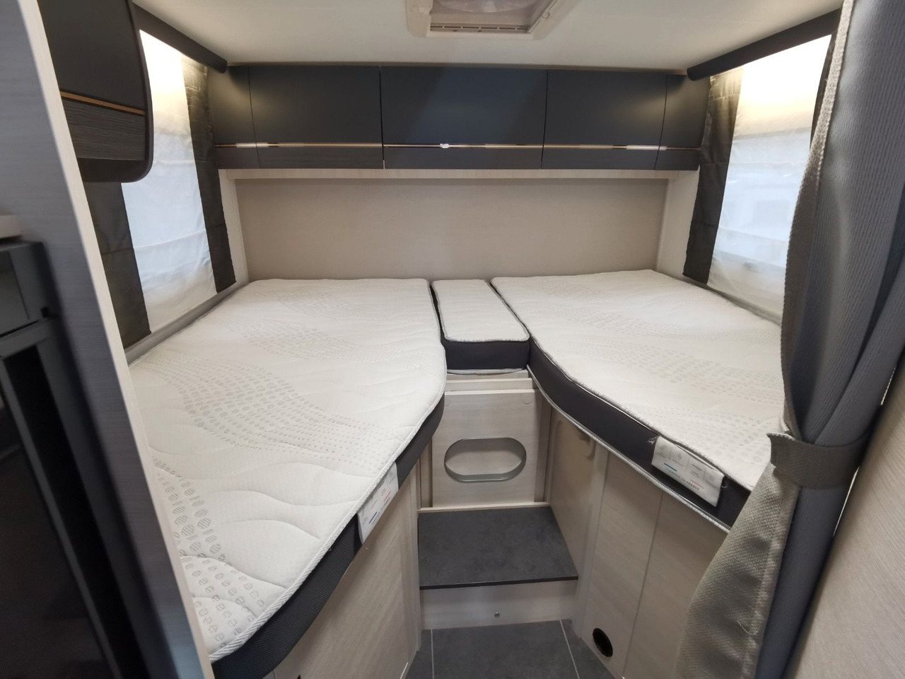 Полуинтегрированный автодом Chausson 627 GA TITANIUM -PREMIUM /EINZELBETTEN & HUBBETT: фото 19