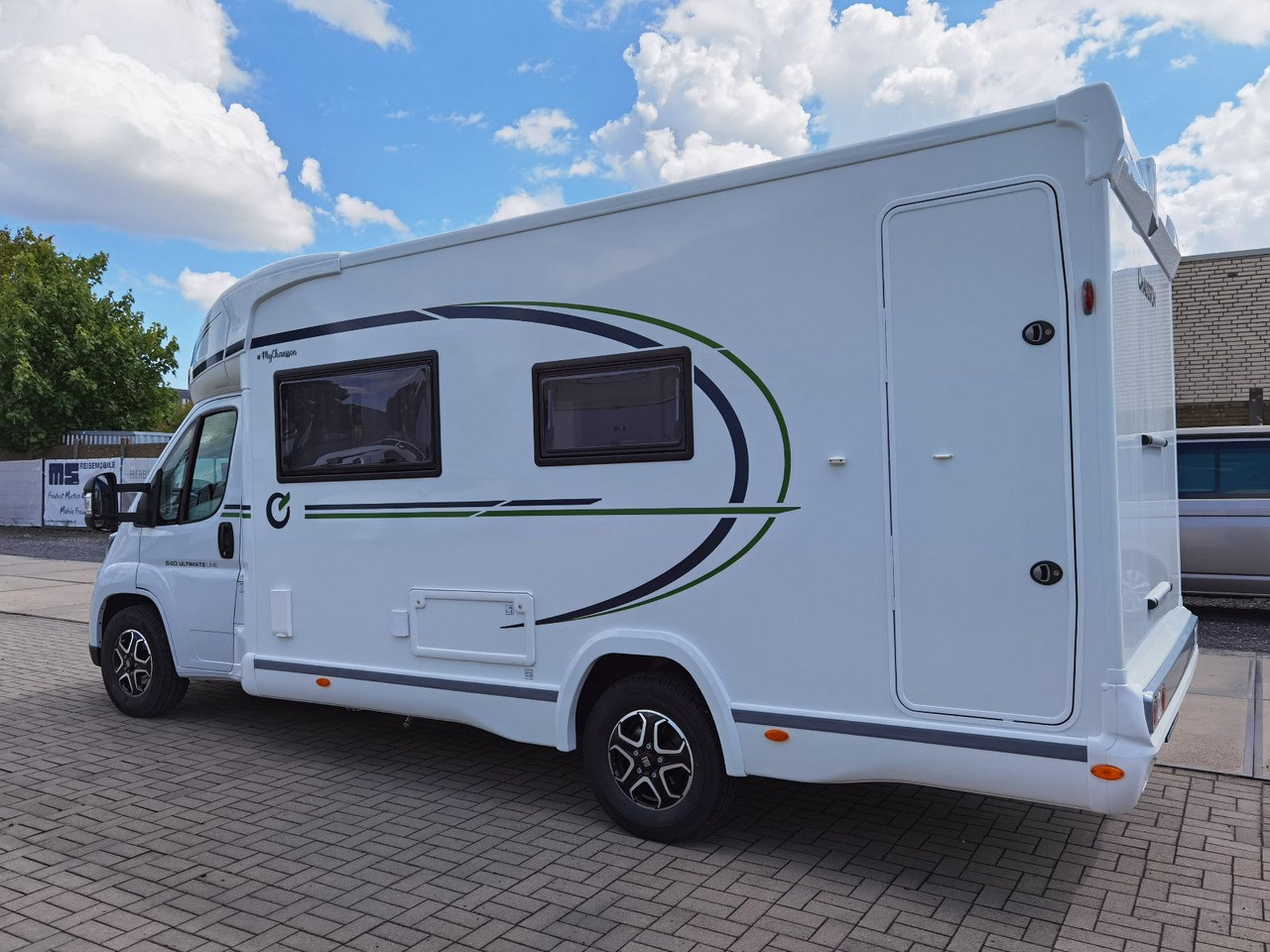 Chausson 640 ULTIMATE / -2026- / XX-HUBBETT / DRIVE-PAKET - Полуинтегрированный автодом: фото 5 Chausson 640 ULTIMATE / -2026- / XX-HUBBETT / DRIVE-PAKET - Полуинтегрированный автодом: фото 5