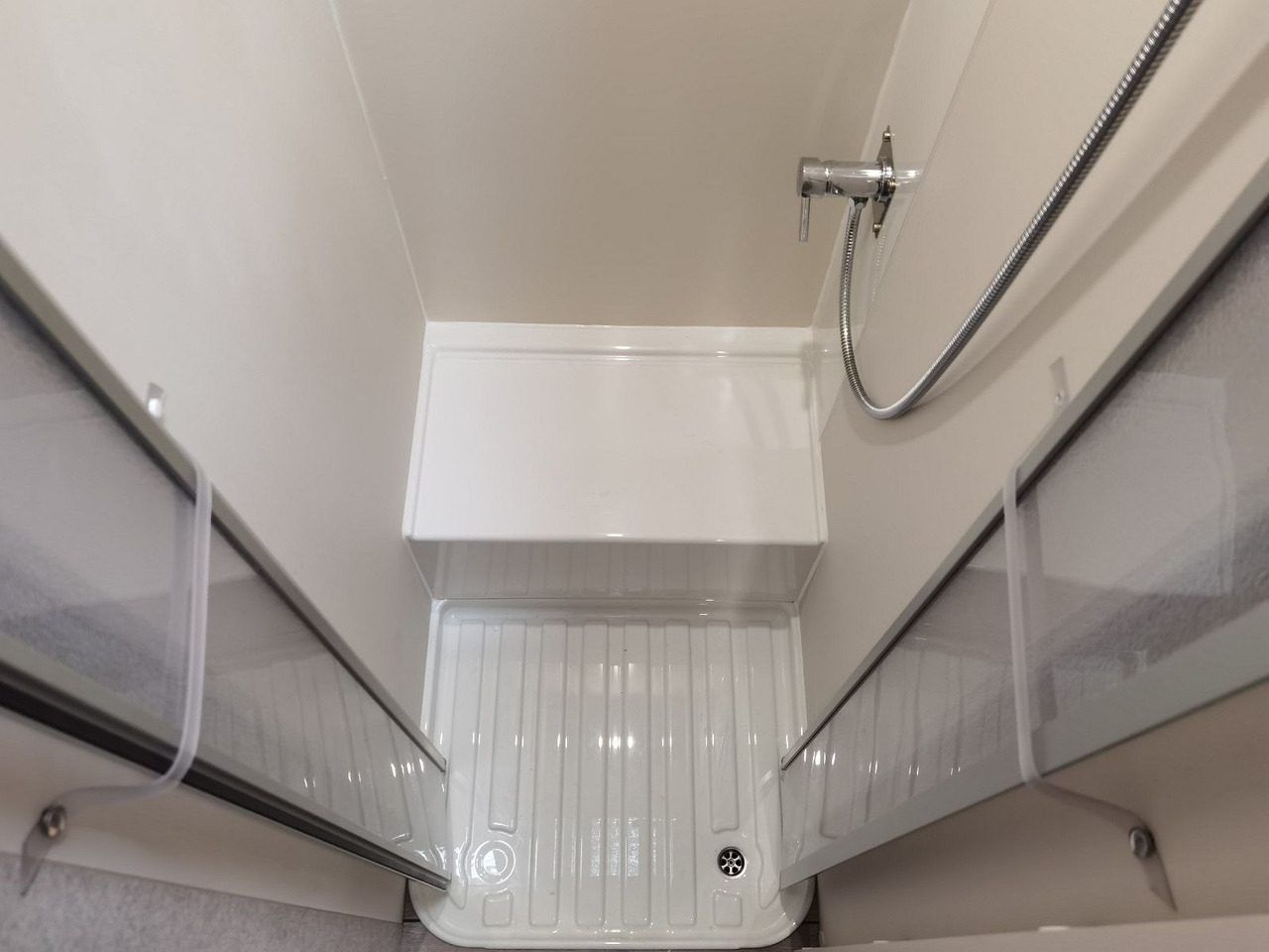 Полуинтегрированный автодом Forster T 639 LF /-MODELL 2026- / XXL- HUBBETT & RAUMBAD: фото 23 Полуинтегрированный автодом Forster T 639 LF /-MODELL 2026- / XXL- HUBBETT & RAUMBAD: фото 23