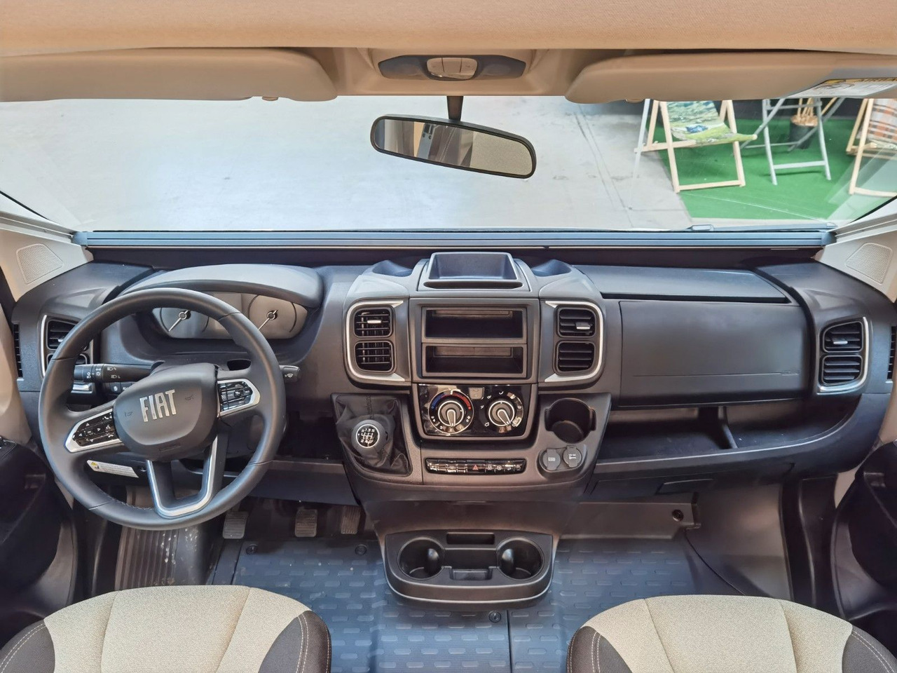 Полуинтегрированный автодом Forster T 745 EB /-2025-/ 140PS / EINZELBETTEN & RAUMBAD: фото 12 Полуинтегрированный автодом Forster T 745 EB /-2025-/ 140PS / EINZELBETTEN & RAUMBAD: фото 12