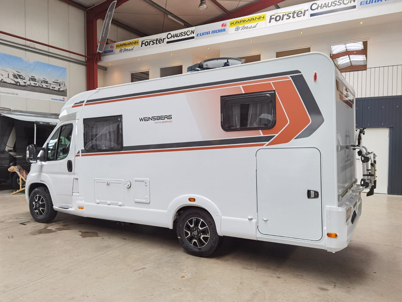 Weinsberg CARACOMPACT 600 MEG EDITION-PEPPER/ EINZELBETTEN - Полуинтегрированный автодом: фото 5 Weinsberg CARACOMPACT 600 MEG EDITION-PEPPER/ EINZELBETTEN - Полуинтегрированный автодом: фото 5