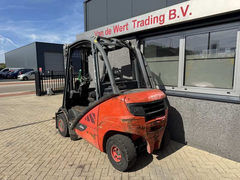 Linde H25D-02 Triplo 470 Freelift / Sideshift VW Diesel 2014 - Дизельный погрузчик: фото 4 Linde H25D-02 Triplo 470 Freelift / Sideshift VW Diesel 2014 - Дизельный погрузчик: фото 4
