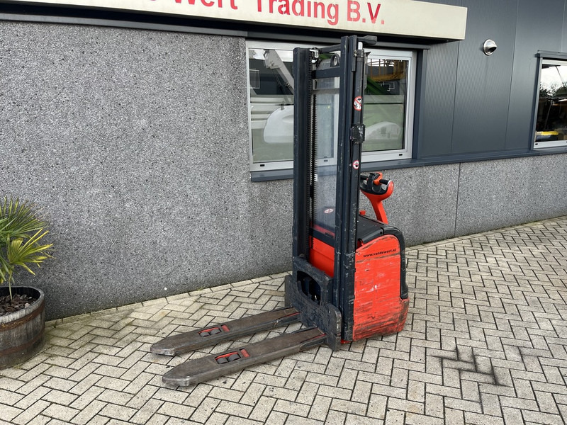 Linde heftruck stapelaar heftruck LINDE L16 duplo330cm 3650uur 2014 - Штабелер: фото 3 Linde heftruck stapelaar heftruck LINDE L16 duplo330cm 3650uur 2014 - Штабелер: фото 3