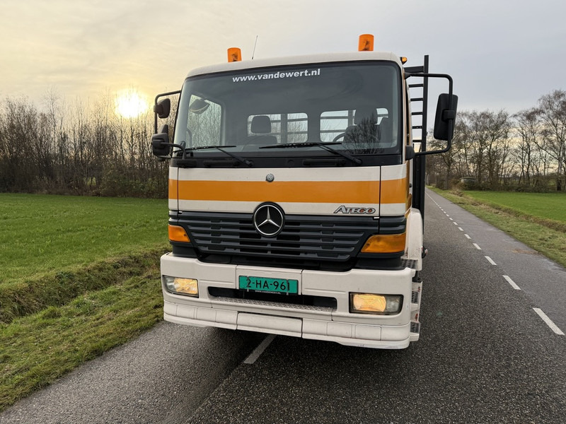 Mercedes-Benz 1823L 4X2 Machine Transporter / Oprij Vrachtwagen Hydraulische Kleppen EURO2 240dkm 1999 APK 3-2026 - Автовоз: фото 4 Mercedes-Benz 1823L 4X2 Machine Transporter / Oprij Vrachtwagen Hydraulische Kleppen EURO2 240dkm 1999 APK 3-2026 - Автовоз: фото 4