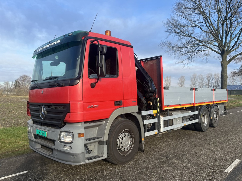 Mercedes-Benz ACTROS 2832 - Грузовик бортовой/ Платформа, Автоманипулятор: фото 2 Mercedes-Benz ACTROS 2832 - Грузовик бортовой/ Платформа, Автоманипулятор: фото 2