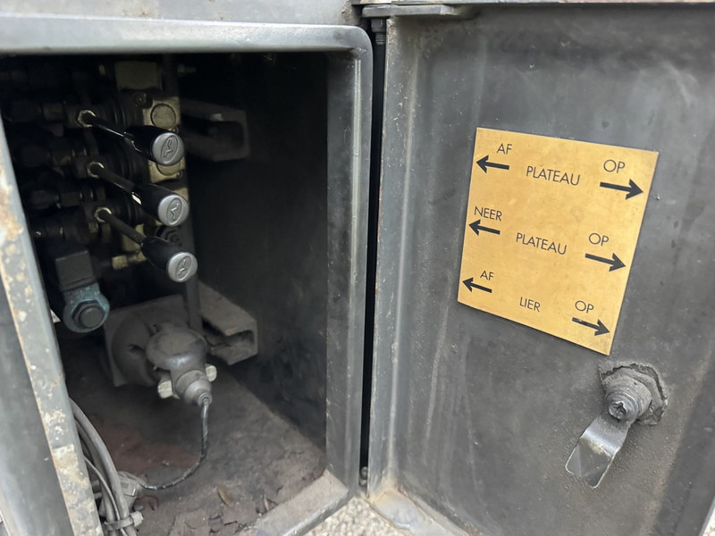 Автовоз Mercedes-Benz Atego 815 Falcom Afsleepwagen Takelwagen Bergingswagen Depannage 470dkm APK 6-2026: фото 11 Автовоз Mercedes-Benz Atego 815 Falcom Afsleepwagen Takelwagen Bergingswagen Depannage 470dkm APK 6-2026: фото 11