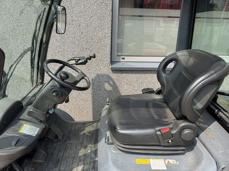 Дизельный погрузчик Toyota 02-8 FDF 30: фото 11 Дизельный погрузчик Toyota 02-8 FDF 30: фото 11