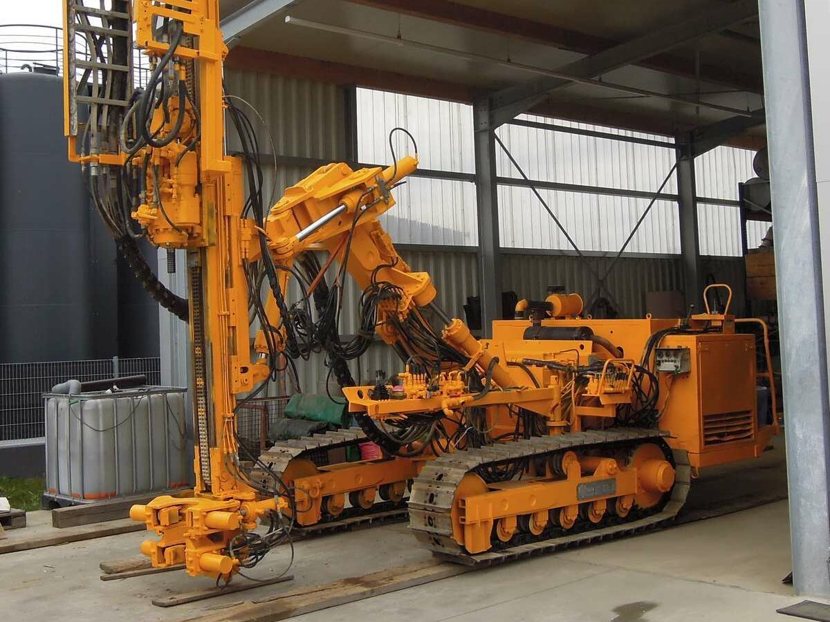 Klemm KR 803D - Буровая машина: фото 1 Klemm KR 803D - Буровая машина: фото 1